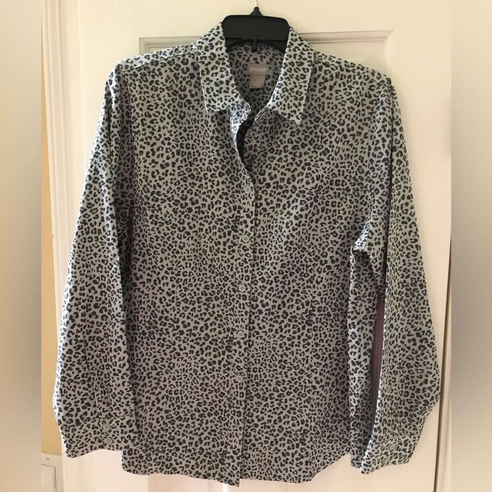 Chico’s Size 2 Never Worn Animal Print Black /Grey Button Down Blouse